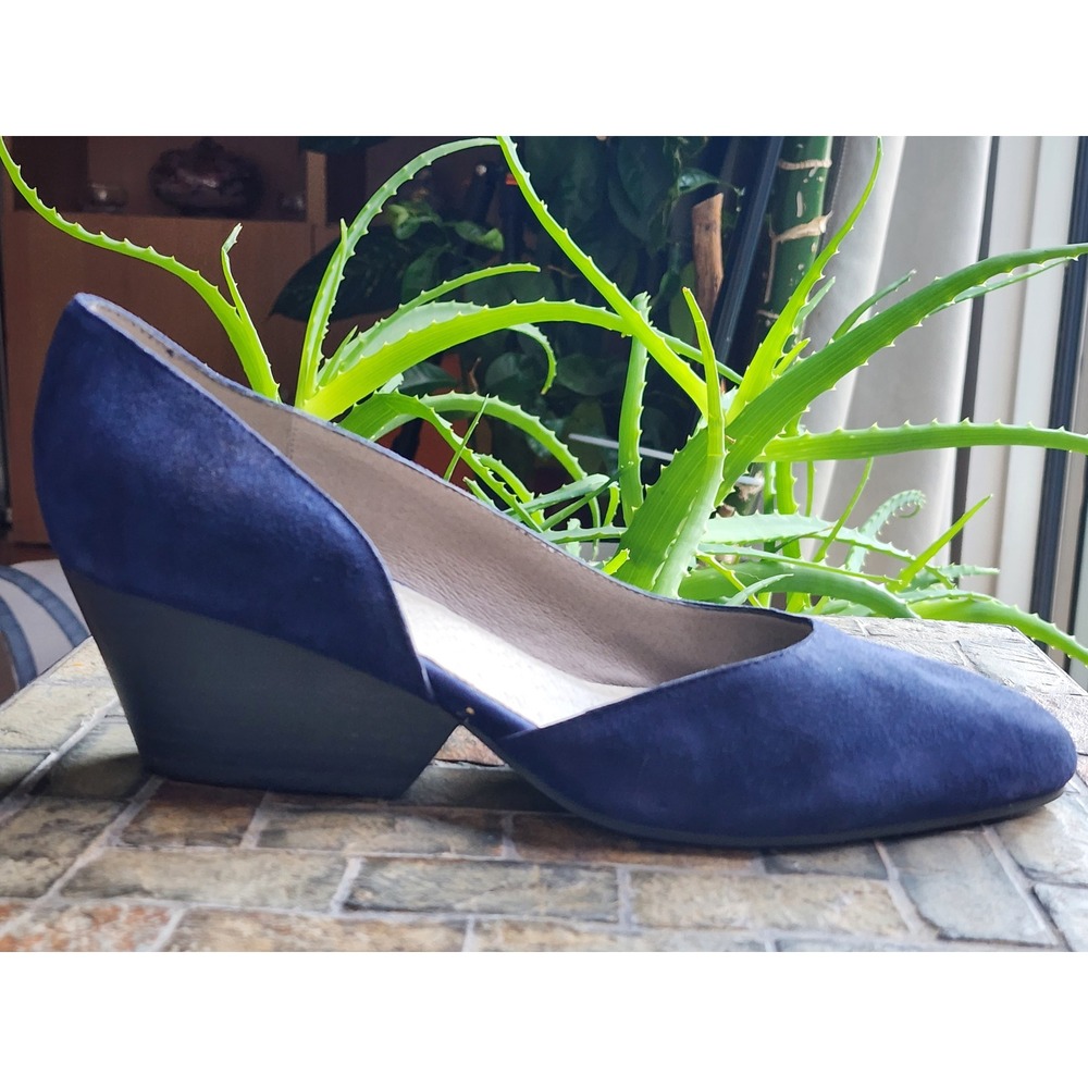 Eileen Fisher Navy Blue Suede d'Orsay Wedge Pumps Pointed Toe Shoes 9.5